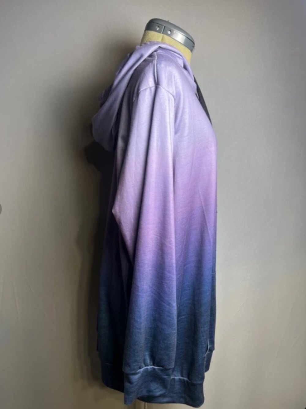BloomChic Women's 14/16 Purple Blue Gradient Ombre Hoodie - Picture 3 of 8